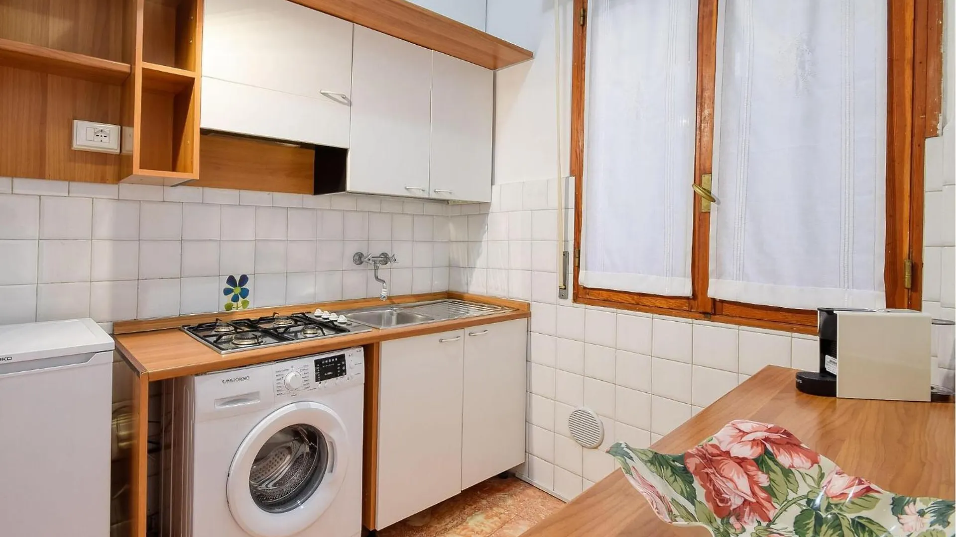 Cozy Apartment In Chiavari With Kitchen 0*,  Italy